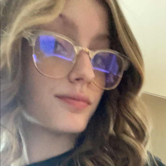 Meet your Posher, Piper - Picture 1 of 1